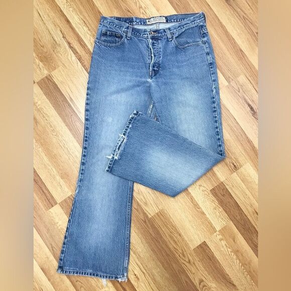 VINTAGE American Eagle Flare Leg Jeans Distressed Low Mid Rise 90s Y2K Size 12 - Picture 2 of 14